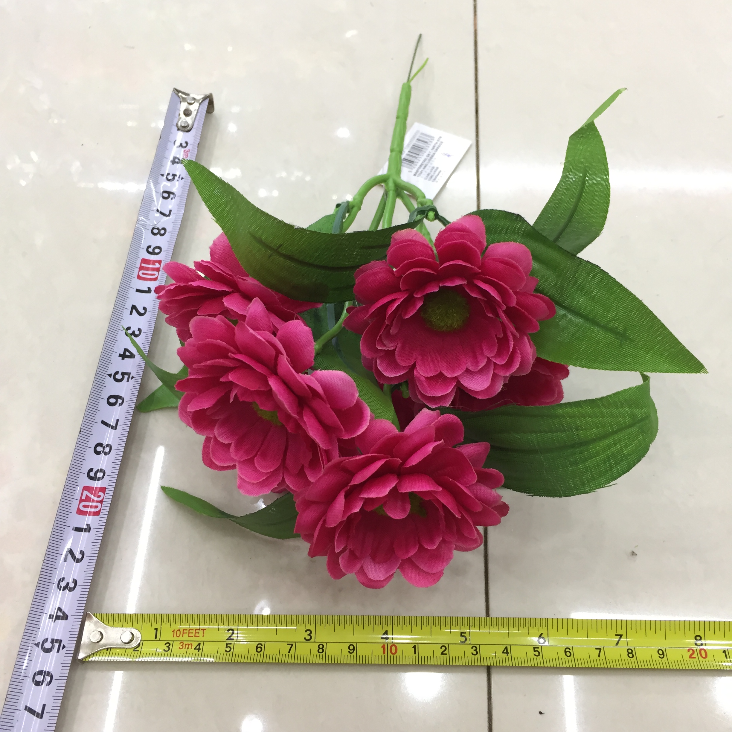 Six artificial flowers of winter jasmine details Picture