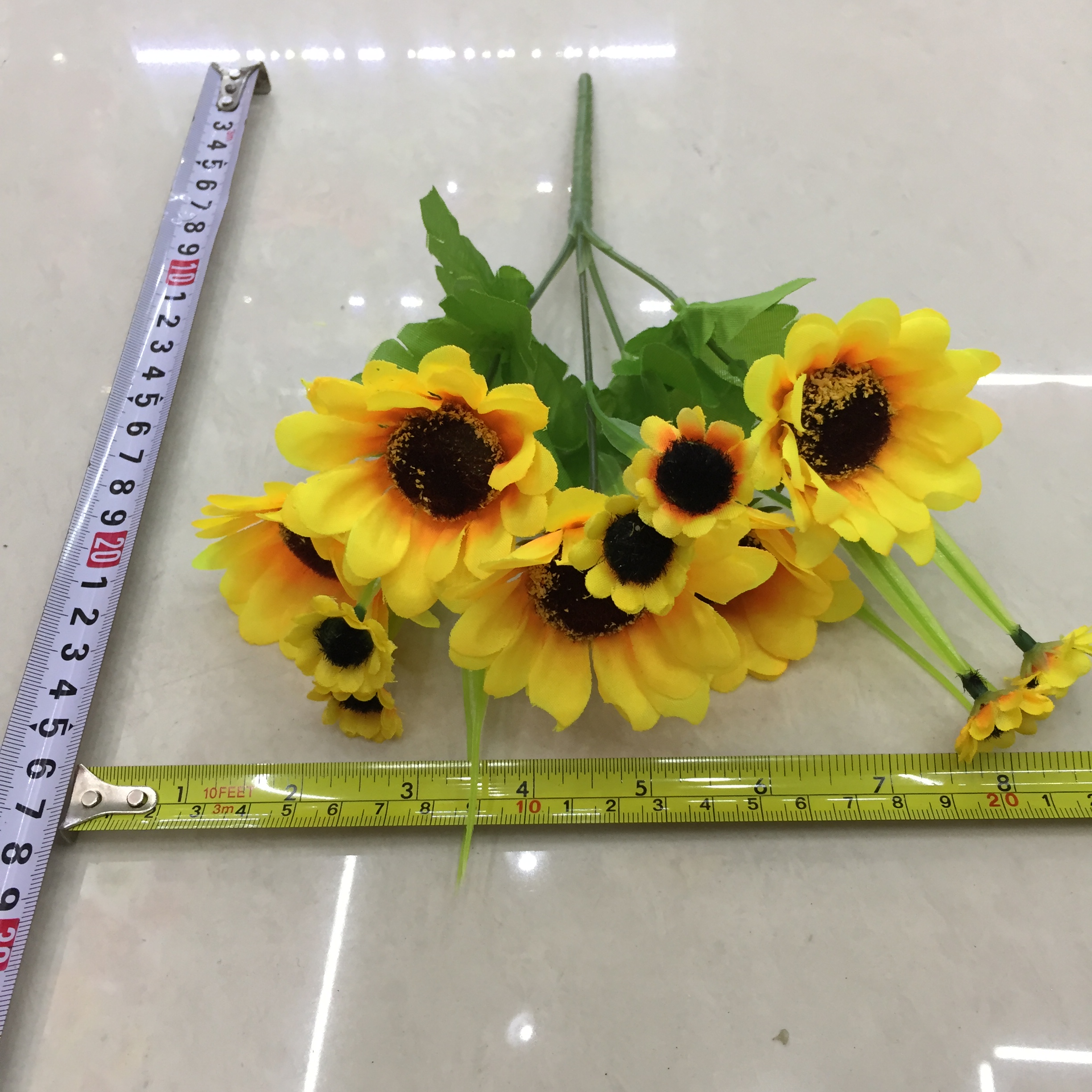 Five small sunflowers, artificial flowers details Picture