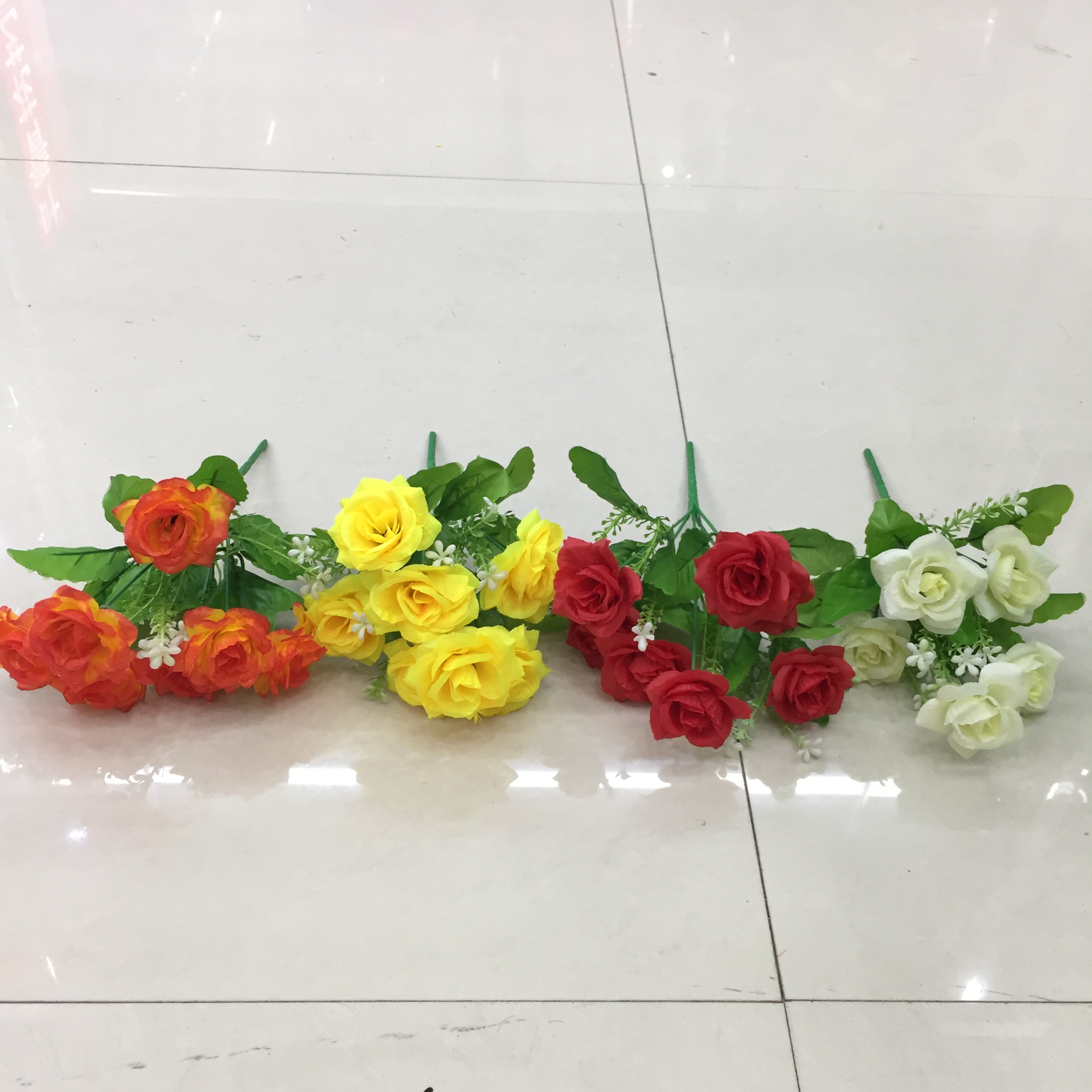 "5-forked Moon Red Artificial flower. Application Scenario