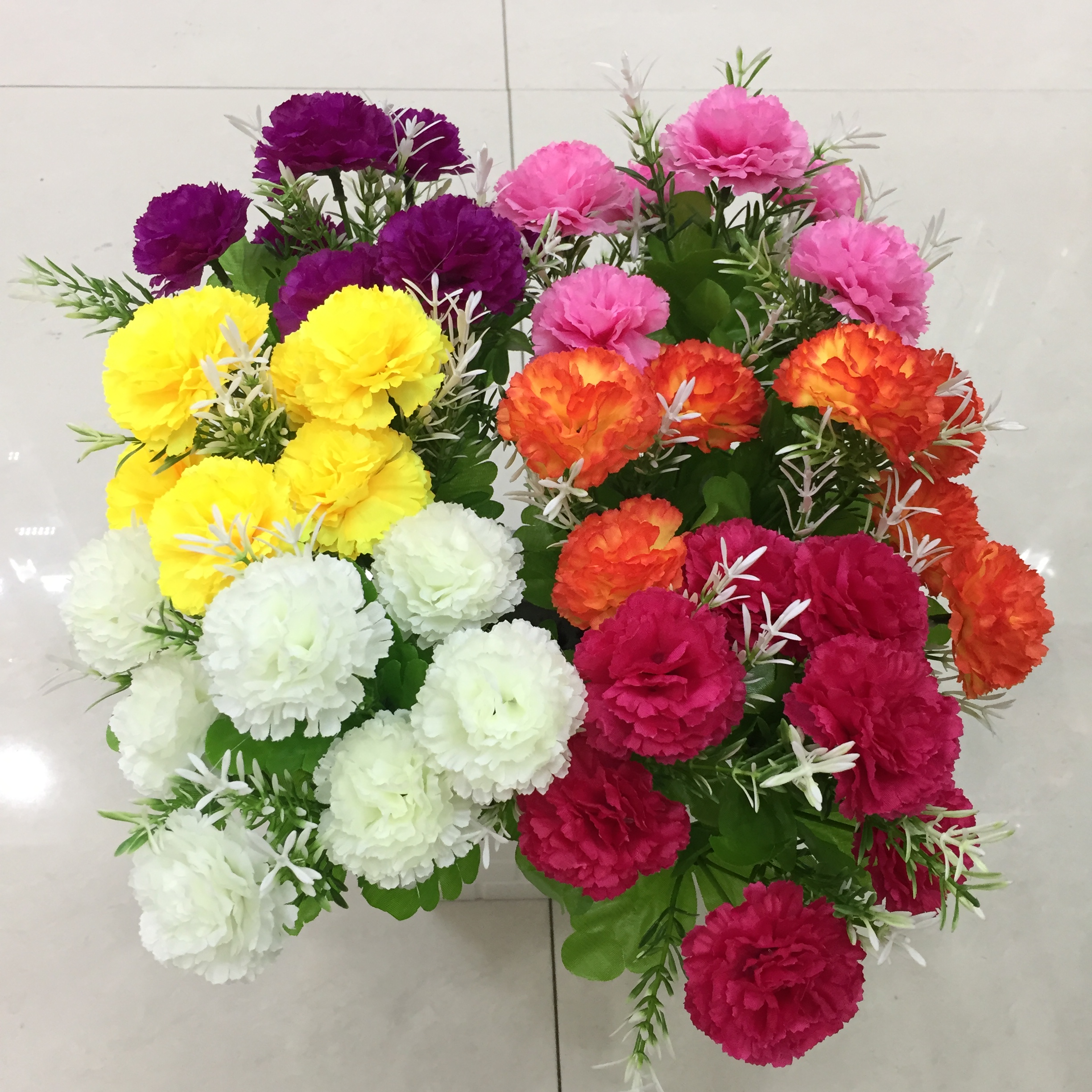 Seven small lilac artificial flowers Application Scenario