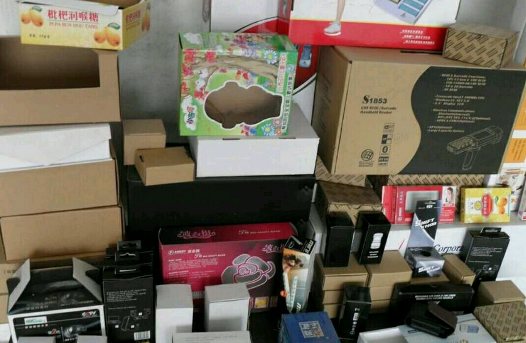 承接各种不干胶 包装印刷品 包装盒  礼品盒