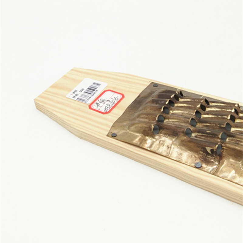 Sunshine Department Store stainless steel vegetable cutter, old-fashioned wooden grater, stainless steel grater knife Application Scenario
