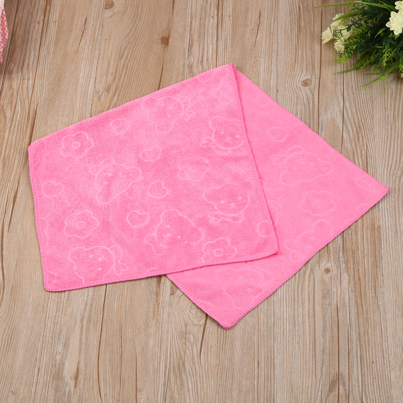 Cute cartoon pure cotton towel with little bear pattern for washing the face details Picture