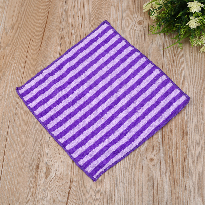 Striped square towel, all-cotton soft handkerchief, absorbent handkerchief towel Application Scenario