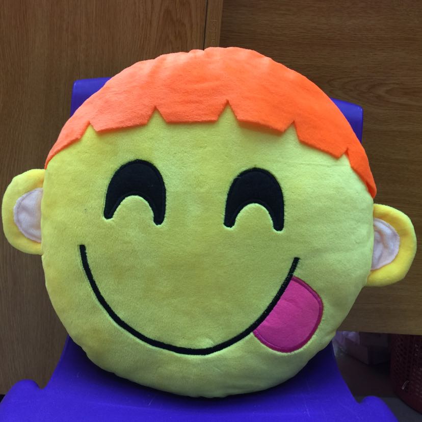 Plush toys, plush pillows, QQ emoji pillows and cushions as gifts Application Scenario