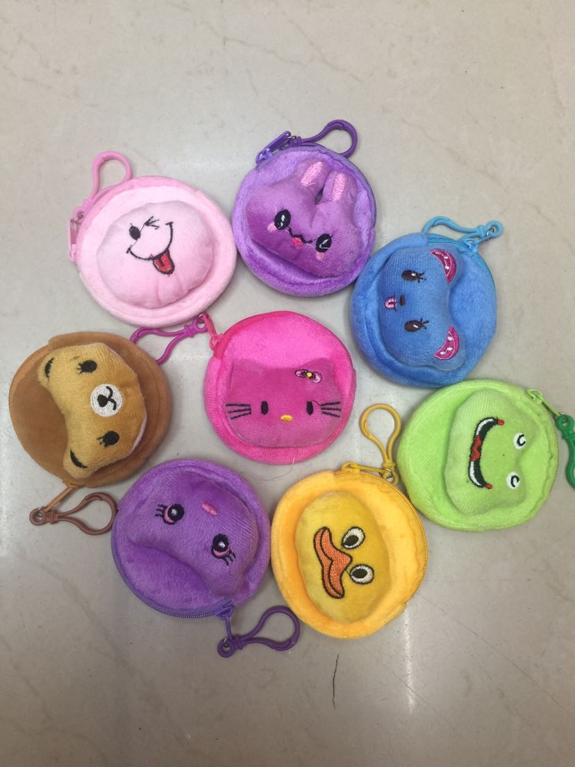 Plush toys, plush wallets, coin purses, cartoon bags, animal head coin purses, 8cm animal head wallets Application Scenario