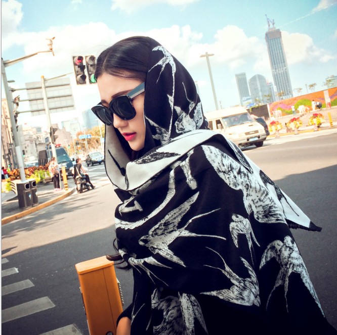 New autumn and winter European and American swallow plant cashmere scarf for women, versatile and warm, dual-purpose shawl wholesale Application Scenario