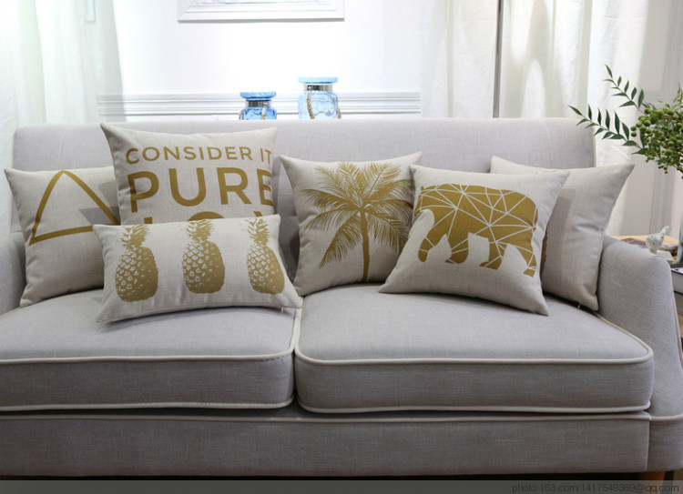A new stylish, simple and cute cushion pillowcase with a girlish style details Picture