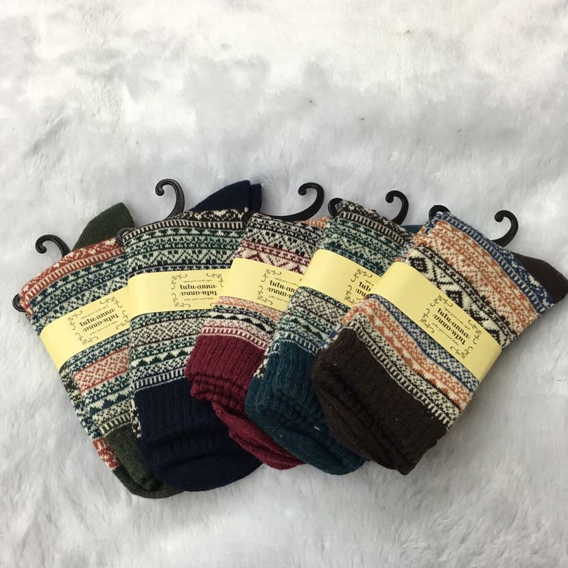 Street stall rabbit wool men's socks, retro ethnic style warp knitted yarn socks, boot socks, floor socks, loose-fitting socks, warm socks details Picture