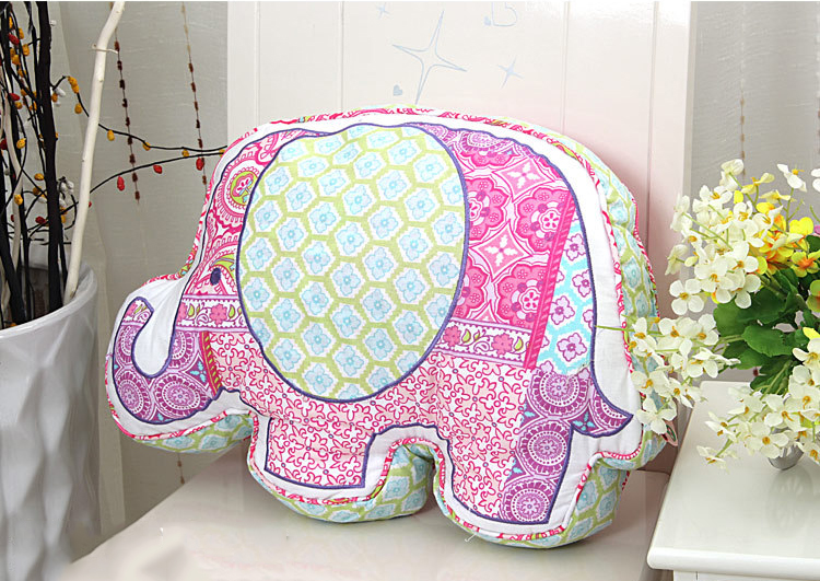 Bedding, throw pillows, quilted cartoon