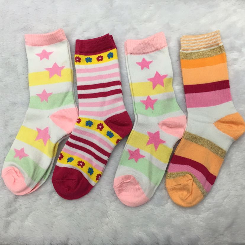 Street stall polyester-cotton double yarn socks for boys and girls aged 9 to 13, loose-fitting socks, lace socks, autumn and winter socks