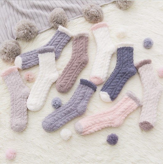珊瑚绒女袜子批发 韩版家居珊瑚绒加绒加厚保暖中筒地板袜