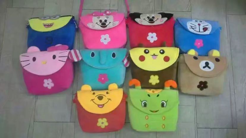 Plush toys, cartoon and cute single-shoulder bags, plush bags, embroidered children's handbags, vegetable basket bags details Picture