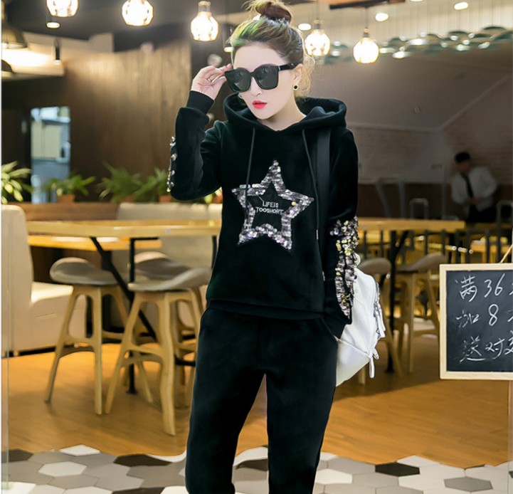 Swan velvet sportswear for women's winter casual loose hooded sweatshirt with fleece and thickened two-piece set Application Scenario