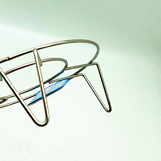 Sunshine Department Store's 14 cm stainless steel mid-leg steamer rack, steaming rice, steaming heat insulation pad, steamer cage, steaming rack, two-leg steamer rack Application Scenario