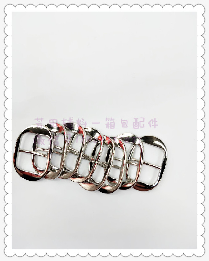 Alloy Japanese character buckle, three-position buckle, decorative buckle Specification image
