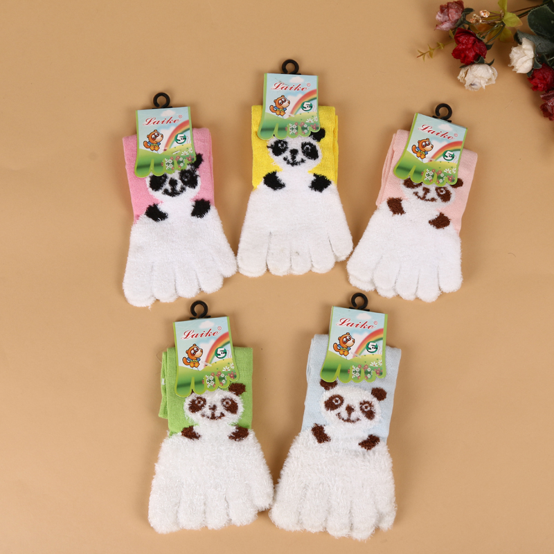 Hyatt Rabbit 2017 New Winter Comfort Warm Five Finger Socks Cartoon Women's Socks For Children