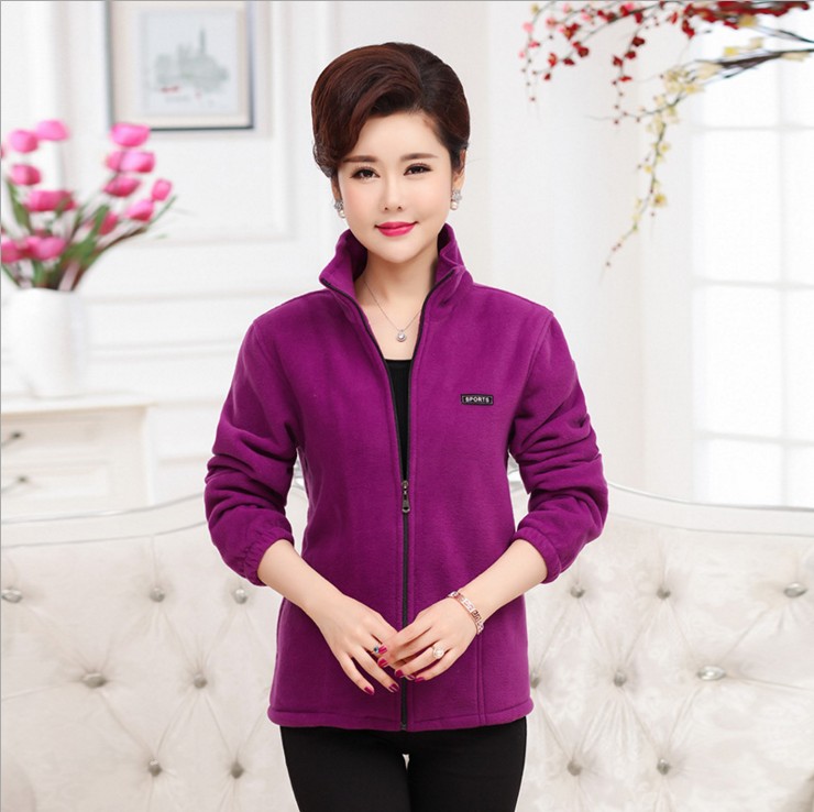 For middle-aged and elderly women, autumn wear: fleece jackets, fleece sweatshirts, and solid-color tops for mothers Application Scenario