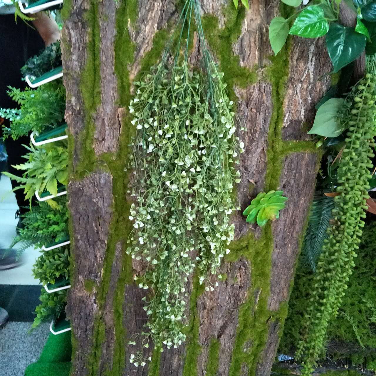 Gao Da simulation flower art, rattan flower, artificial flower, silk flower, golden bell willow, wall-mounted living room, air conditioning pipe decoration, green leaf plant Specification image