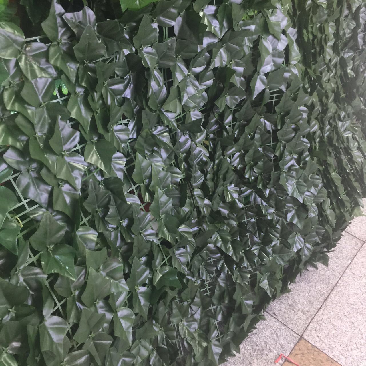 Artificial fences, artificial leaf fences, artificial leaf railings, artificial fence walls, artificial fences wholesale fences Application Scenario