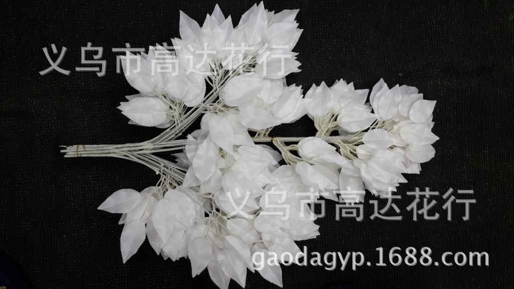 White banyan leaf white banyan leaf simulation golden banyan indoor fake tree simulation plant white decorative tree factory thumbnail