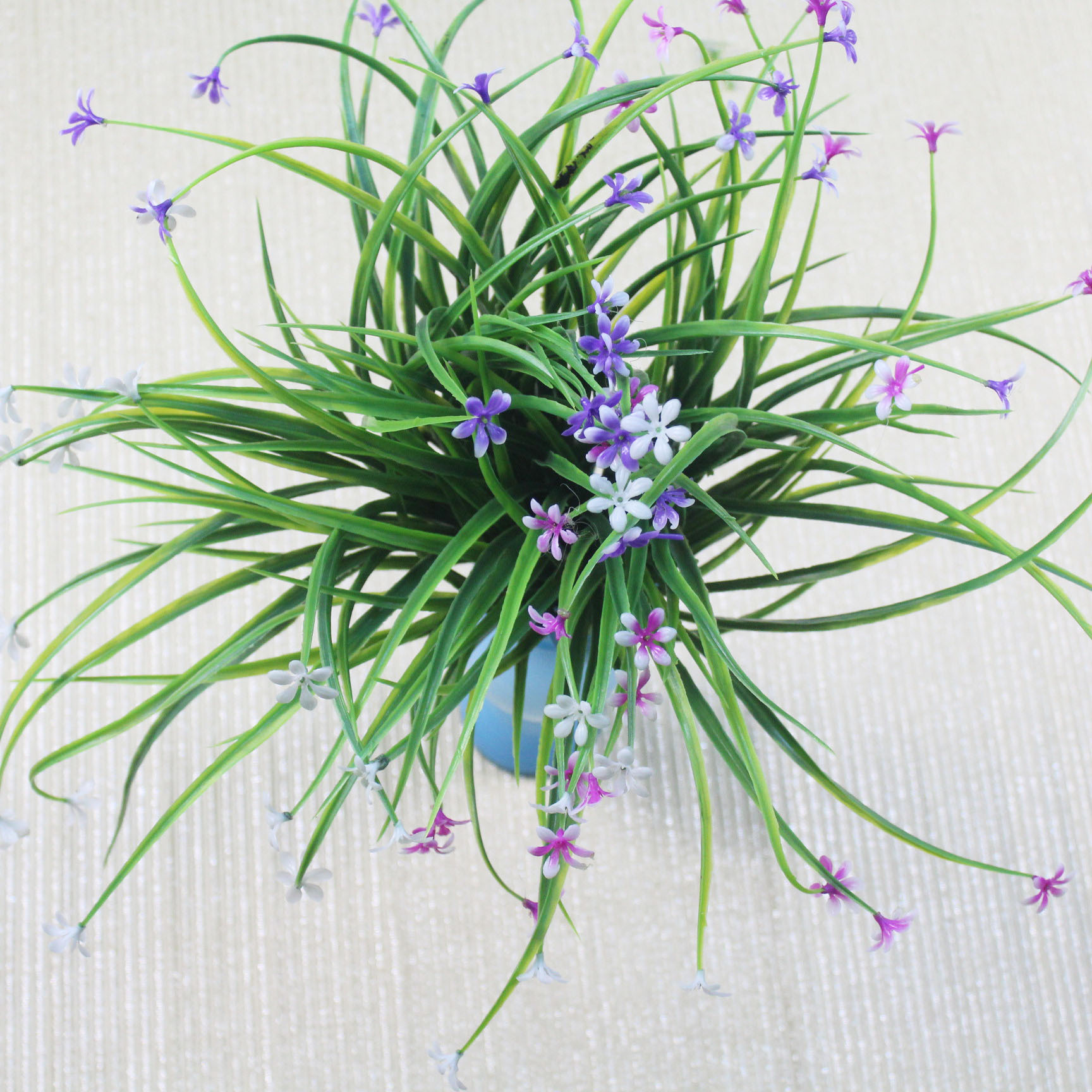 Artificial plant wall accessories, artificial plant flowers, artificial baby's breath, artificial water plants, artificial flowers, plastic details Picture