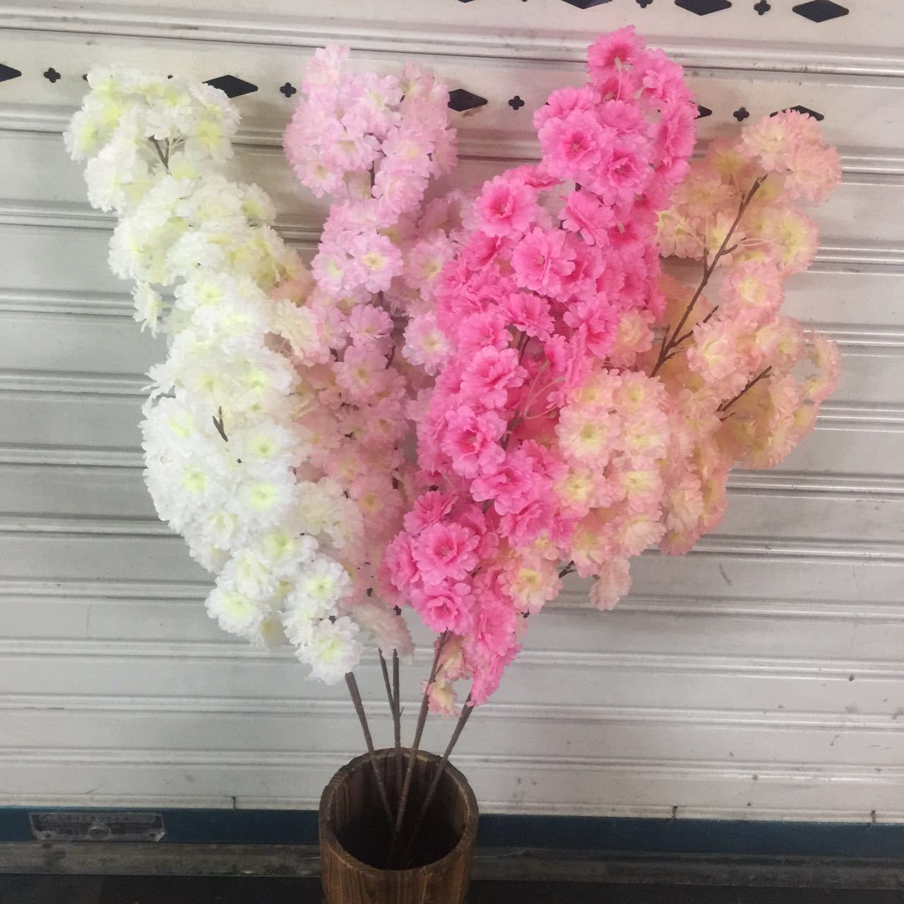 Artificial flowers, artificial lawns, artificial trees, artificial flowers, artificial lawns, artificial trees, artificial cherry blossom branches, artificial Japanese cherry blossoms, artificial pear blossom branches, artificial peach blossom branches, wedding flower branches, manufacturer wholesale artificial flowers, artificial lawns, artificial trees Application Scenario