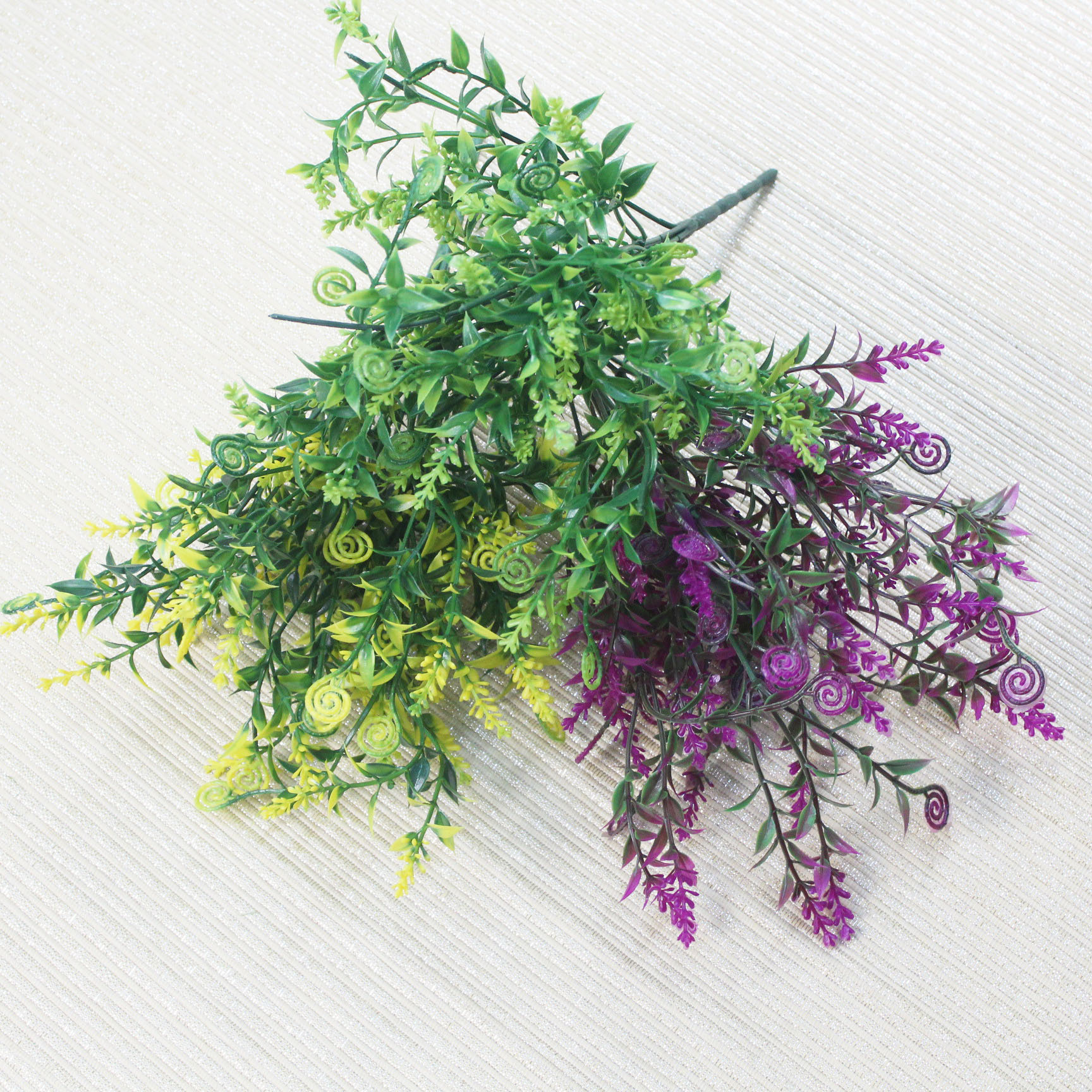 Artificial plant wall accessories, artificial plant flowers, artificial baby's breath, artificial water plants, artificial flowers, plastic Application Scenario