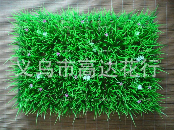 Yiwu factory direct sales, wholesale of artificial tall seedling lawns, artificial turf plastic 60*40cm, densified and thickened