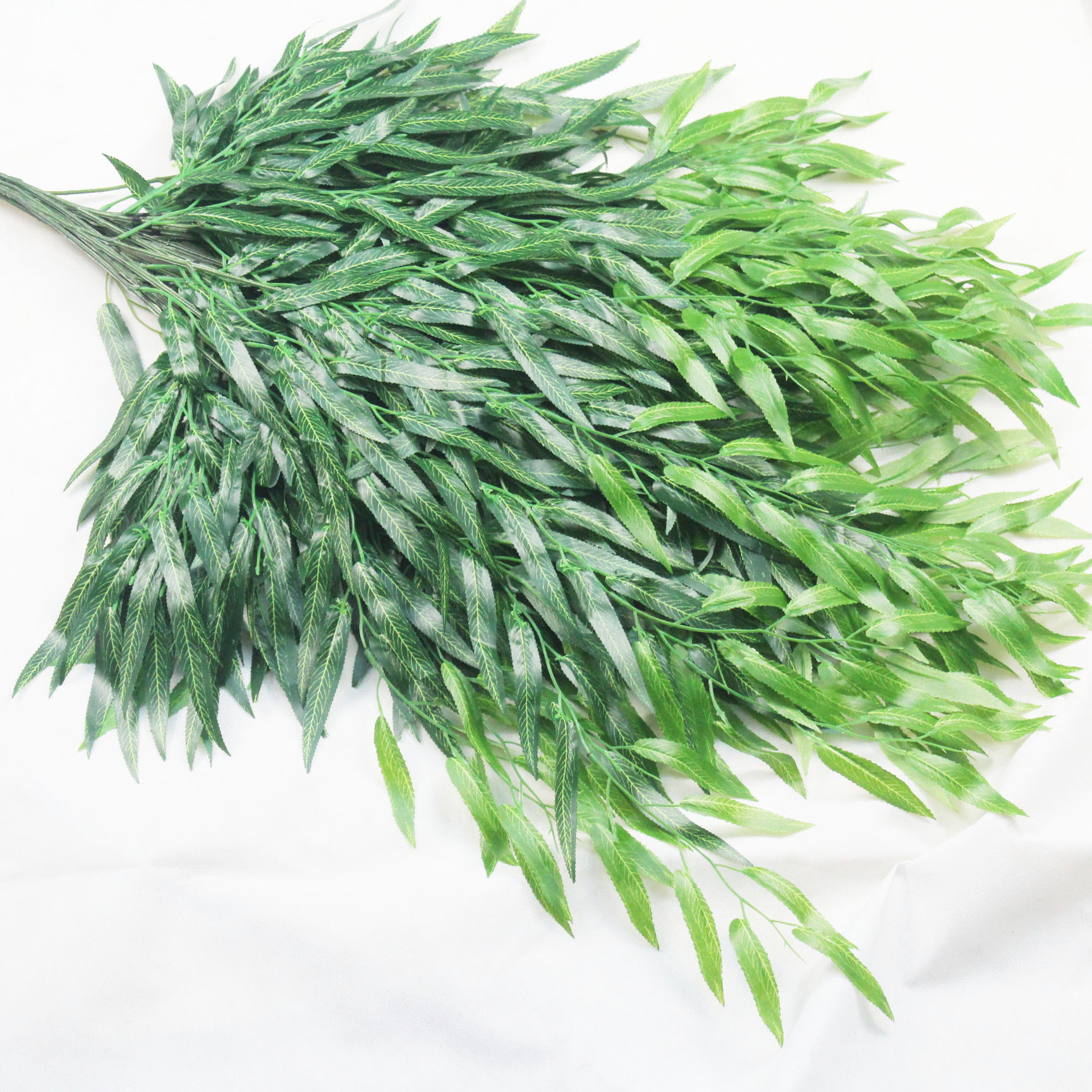 Artificial flowers, artificial lawns, artificial trees, artificial willow leaves and branches, artificial willow branches, artificial plants, wholesale of artificial willow branches, wholesale of artificial willow leaves, silk-screened willow leaves, artificial flowers, artificial lawns, artificial trees