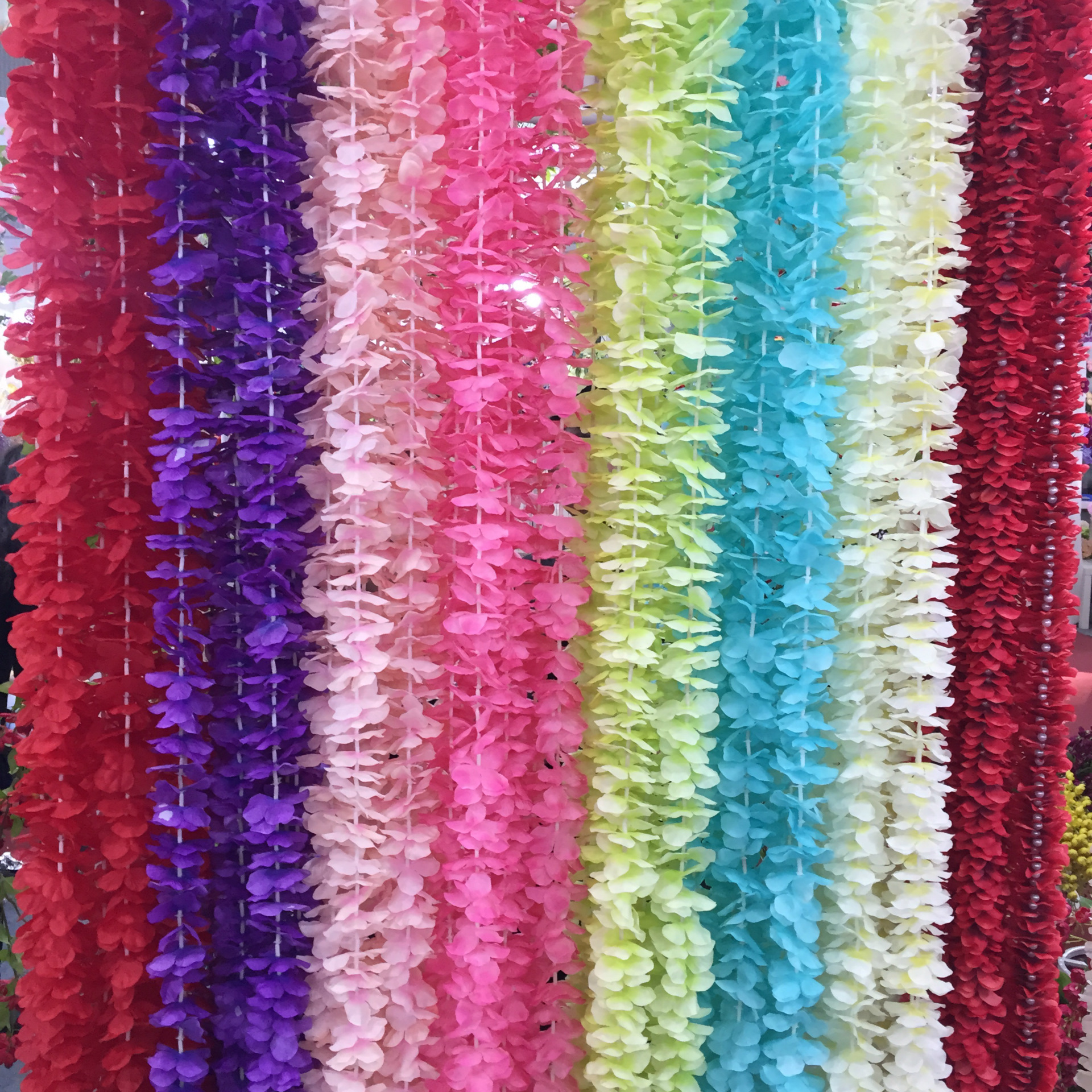 Wholesale 2-meter-long artificial hydrangea strips, Yanglan string flower vines, artificial wisteria flower strips, wedding tofu flower strings, decorative flowers