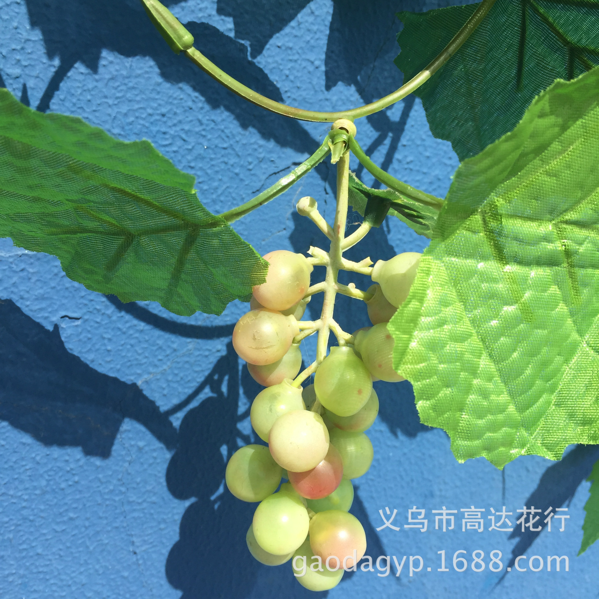 Single artificial grapevine stem, artificial green vine leaves, artificial grapevine leaves, artificial ivy Specification image