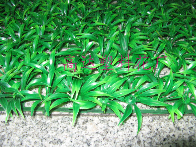 Wholesale of 40X60 large seedling turf, artificial plastic turf, artificial turf and decorative turf Specification image