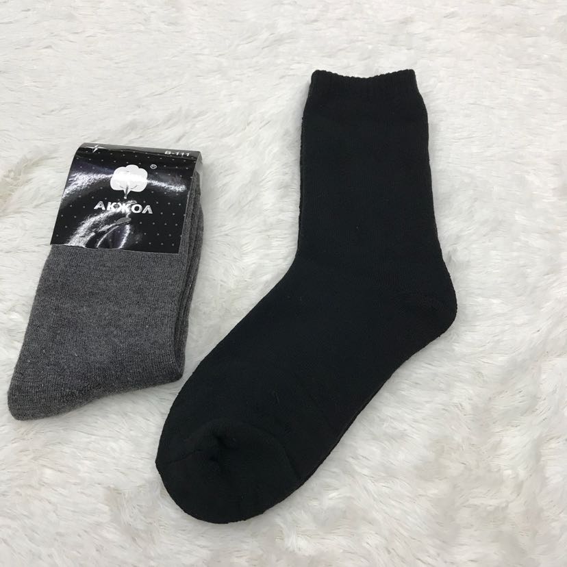 Men's autumn and winter rabbit wool socks for street vendors, thickened and warm with loops and fleece, Korean version deodorizing and sweat-absorbing men's mid-calf socks Specification image