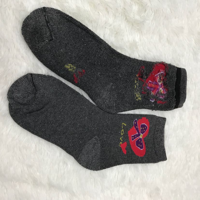 Women's autumn and winter rabbit wool socks for street vendors, thickened and warm with loops and fleece, Korean version deodorizing and sweat-absorbing mid-calf socks for women Specification image