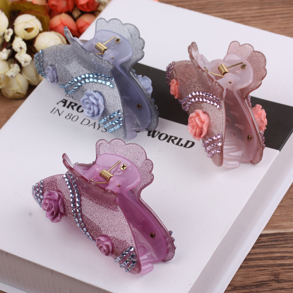 Korean scratch-clip hair accessory, water diamond elegant butterfly updo, acrylic hair scratch-clip headwear, large hair clip, 10-yuan boutique Specification image