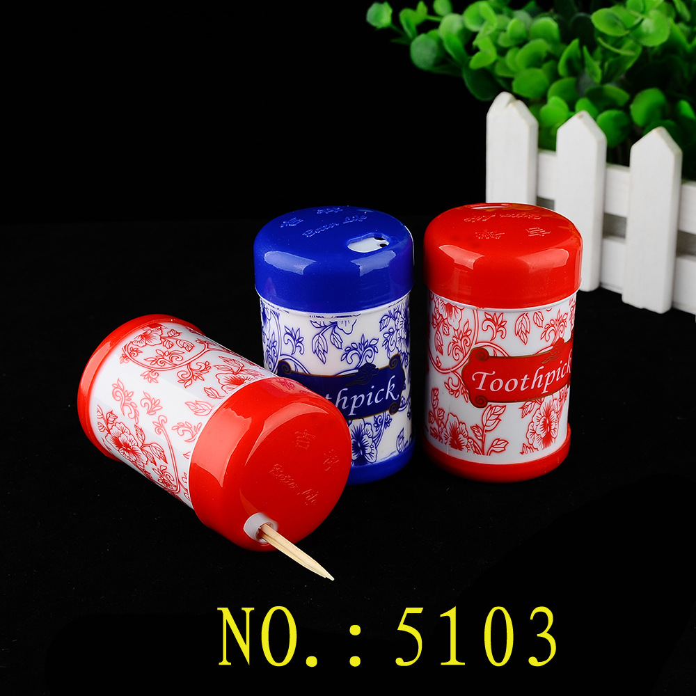 Household fine disposable bamboo toothpicks Travel small cylindrical toothpicks with plastic open cover toothpicks thumbnail