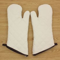 Large oven baking gloves, cotton, thick, high temperature resistant, heat resistant, baking tray gloves, bakery gloves