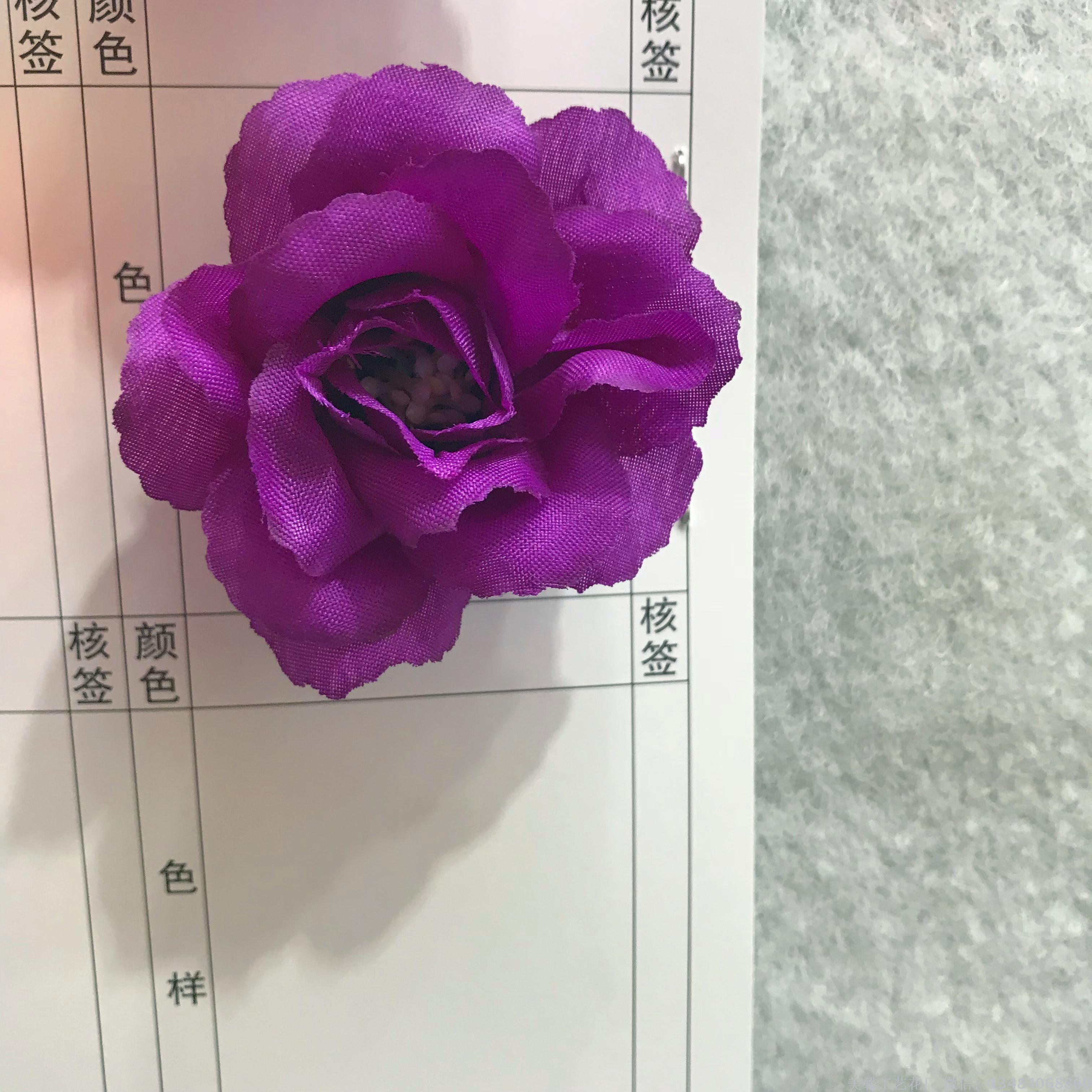 Rose head craft, flower rice heart rose, artificial flower head accessory Application Scenario