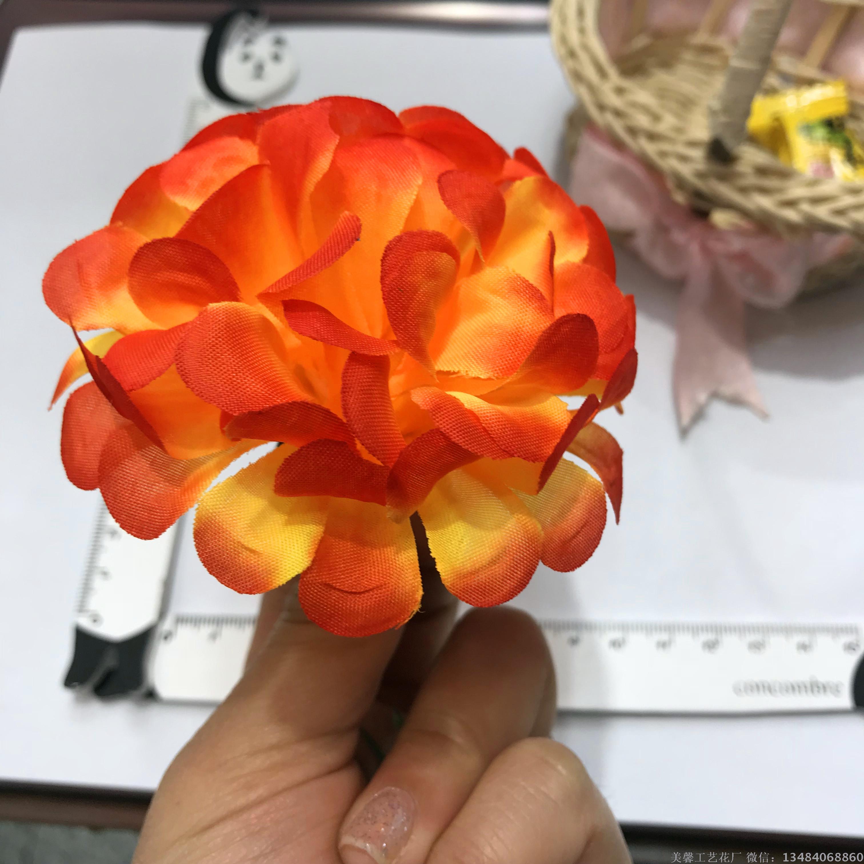 Artificial flower ball chrysanthemum head headwear accessory artificial flower Application Scenario