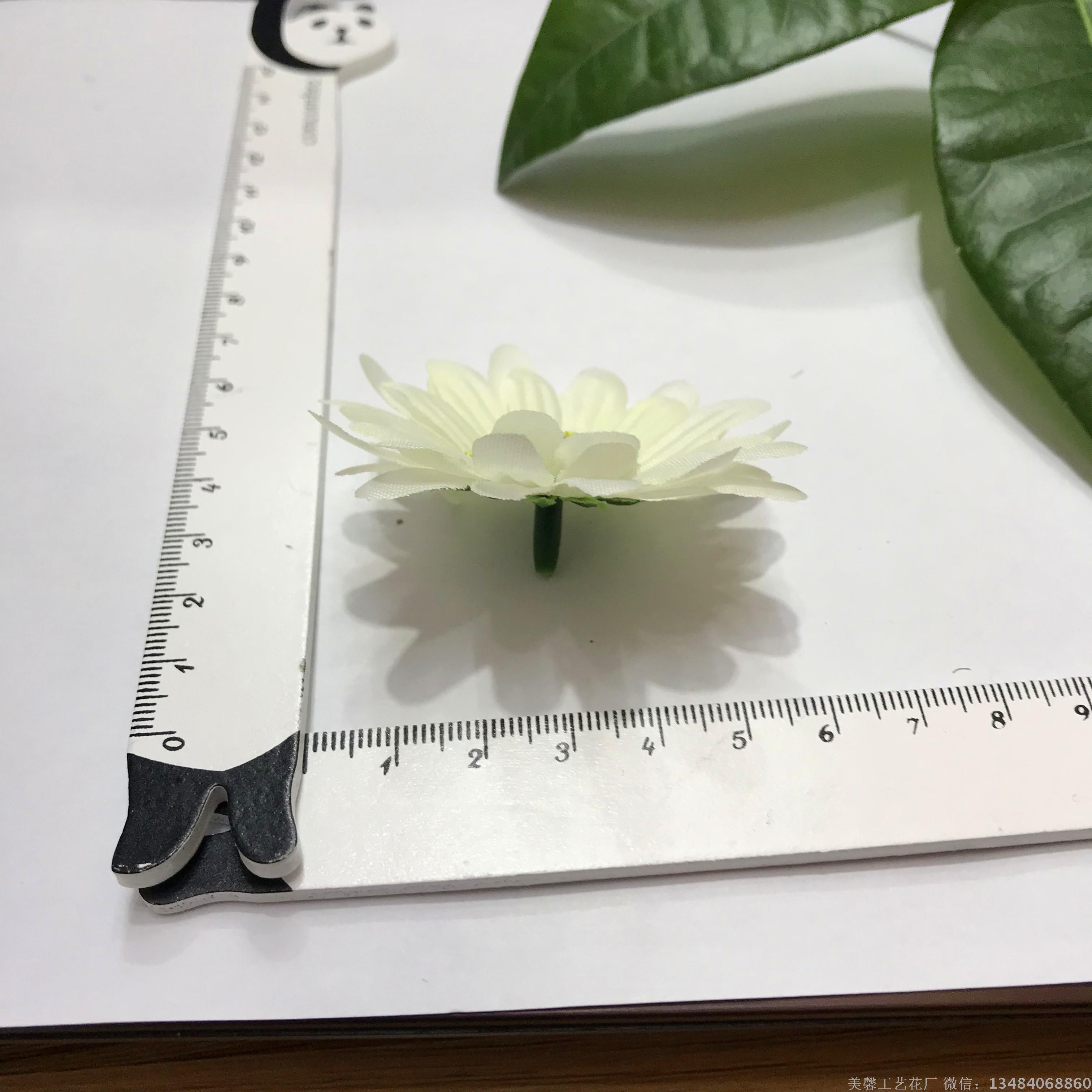 Simulated flower craft, small sun flower head, chrysanthemum flower, silk fabric, silk flower Specification drawing