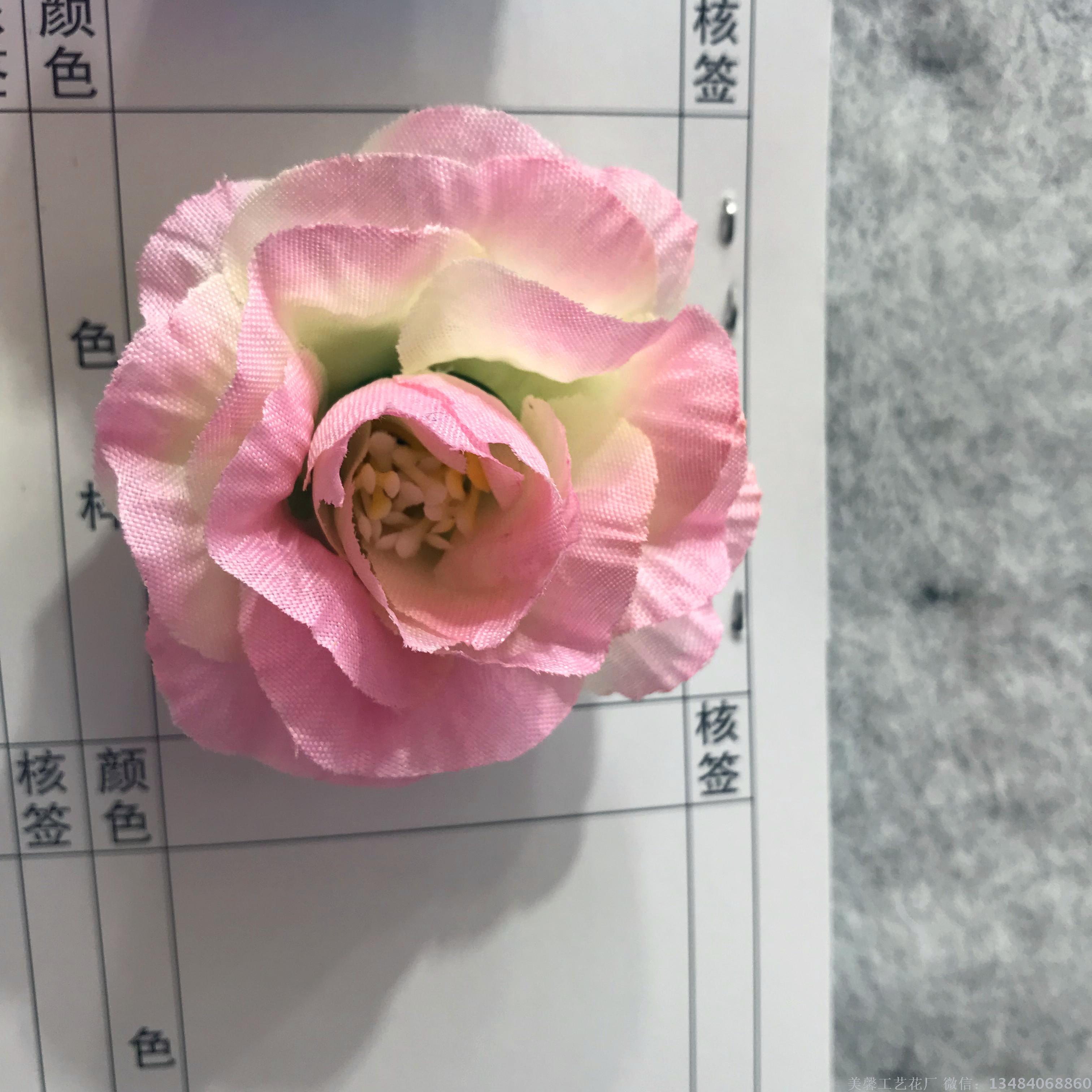 Rose flower, artificial flower head, silk flower, 4-ear rose silk fabric flower Application Scenario