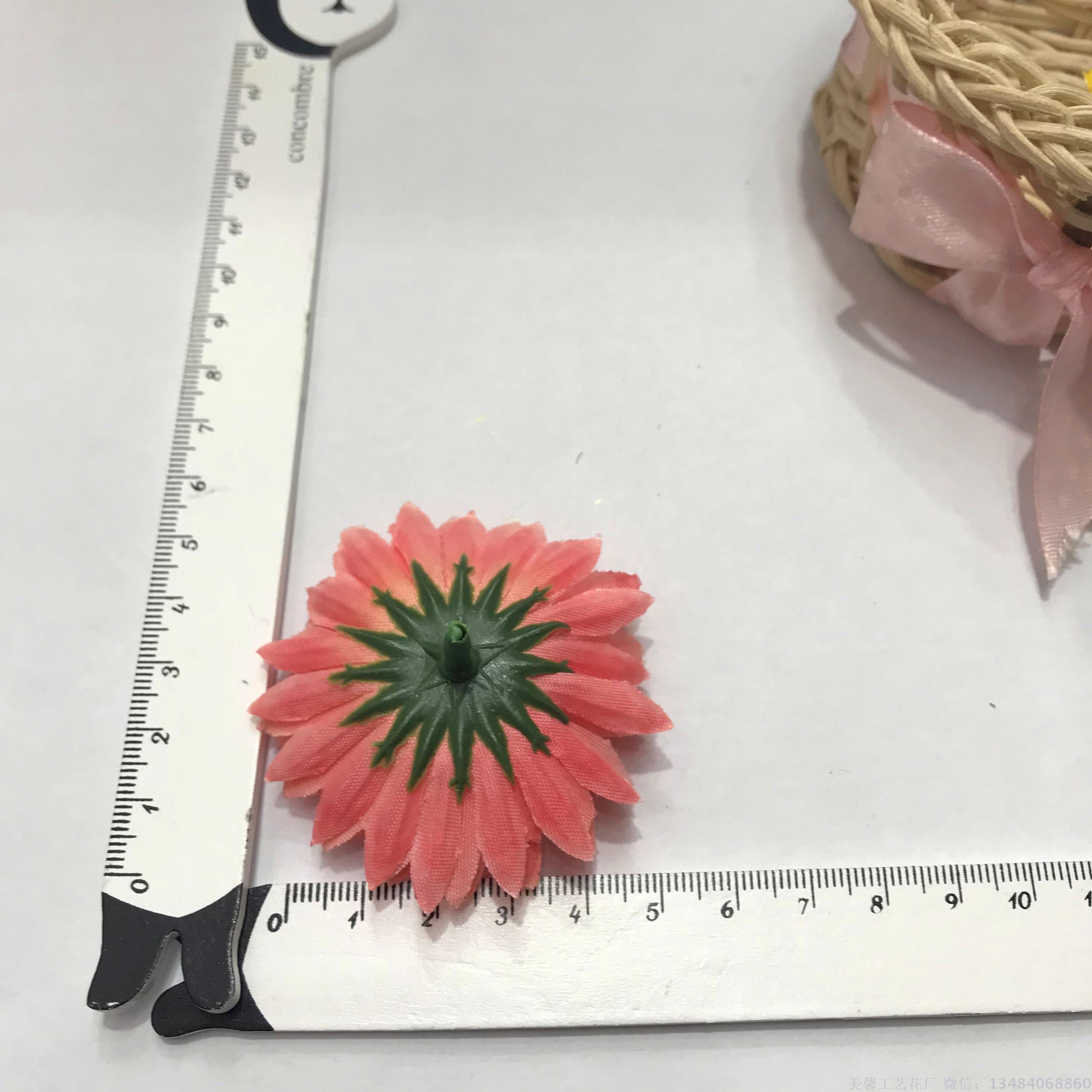 Imitation silk fabric flower, small chrysanthemum flower, artificial silk flower head ornaments and accessories Specification image