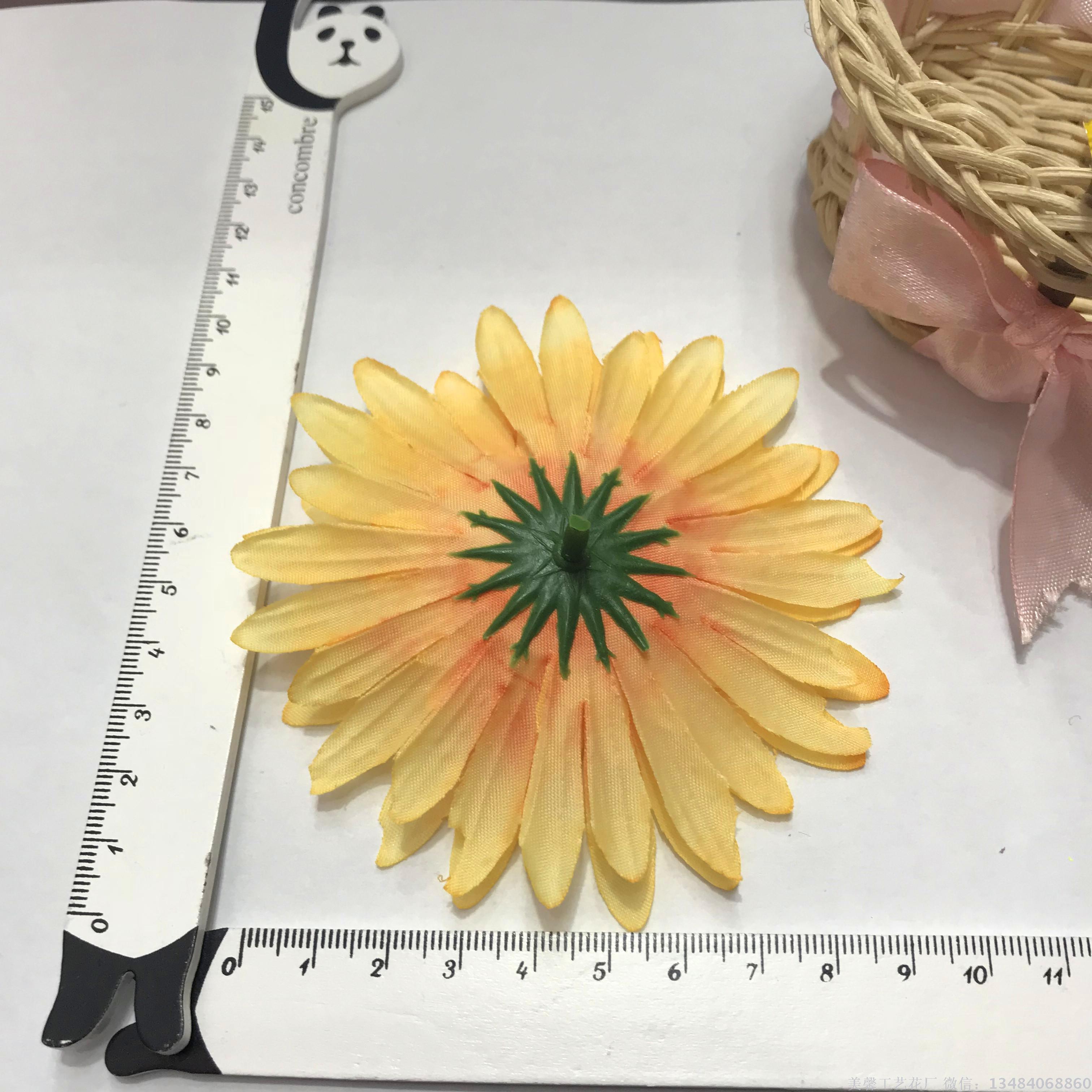 Artificial flower head, small sun flower figure, artificial flower, handcrafted silk fabric flower head accessories and supplies Specification drawing