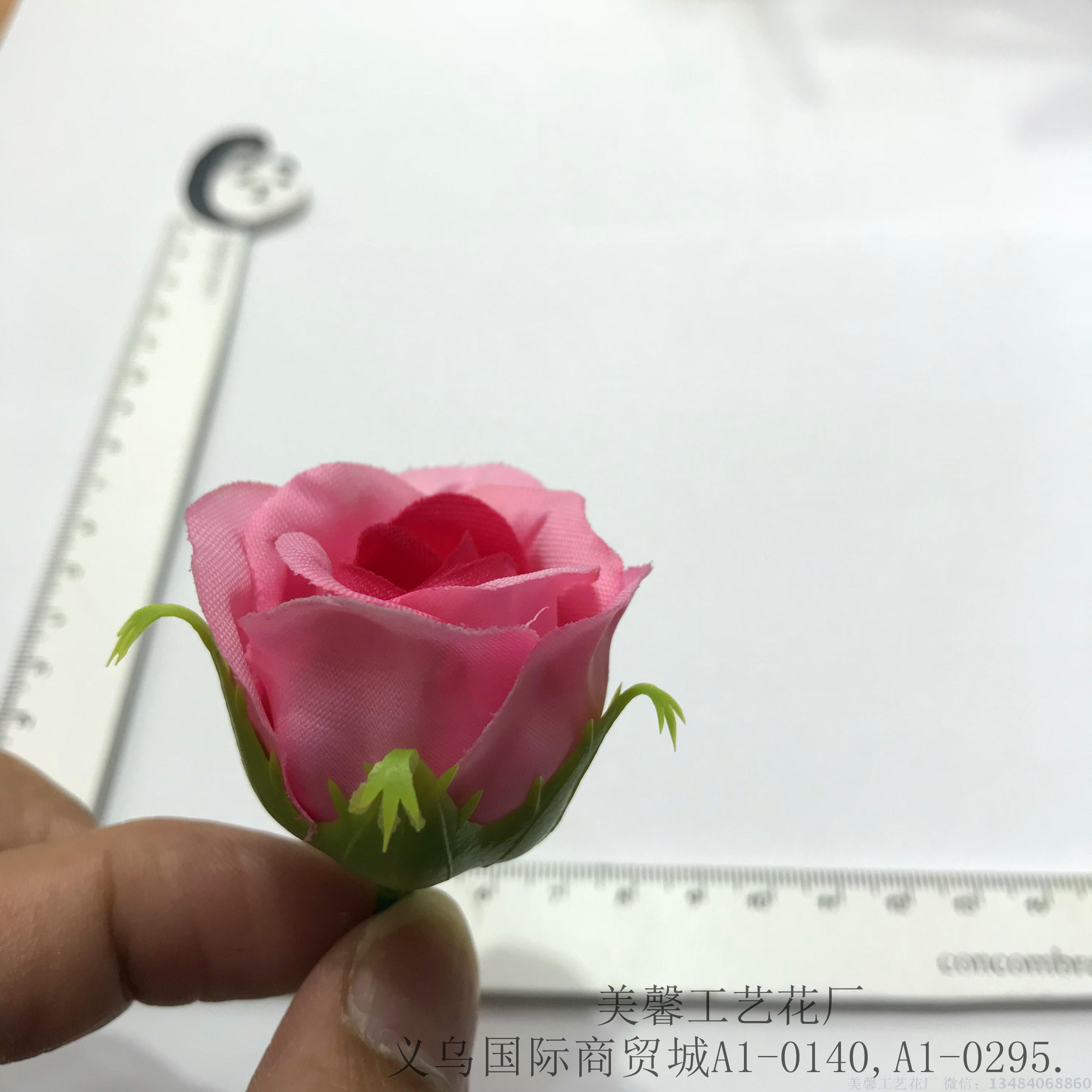 Small rose flower artificial silk flower wedding accessories craft artificial flower heads Application Scenario
