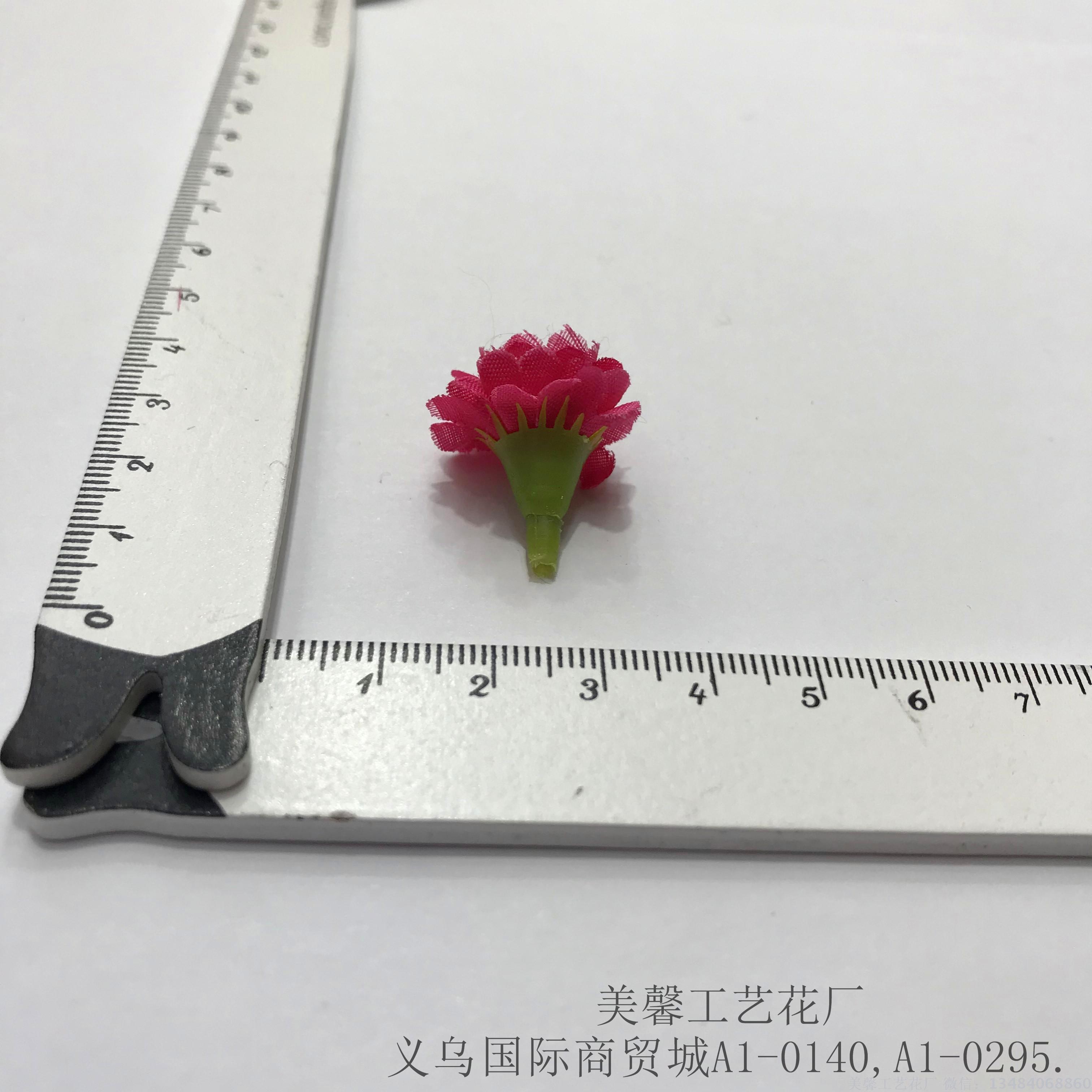 Small lilac flower simulation, small carnation flower head figure, fake flower head accessories and supplies Application Scenario