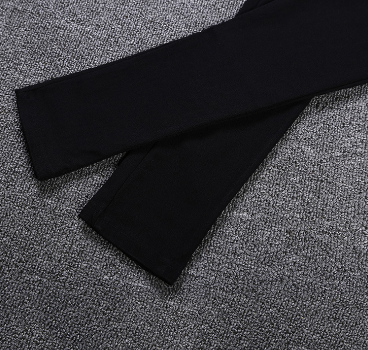 The two-button magic pants and slimming leggings from lets diet in South Korea are selling well in spring and summer Application Scenario