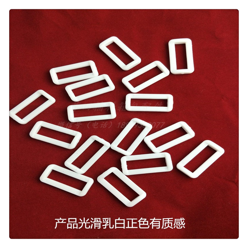 32nd inner diameter bag buckle, milky white second-speed buckle, clothing buckle, plastic two-speed second-speed buckle Application Scenario
