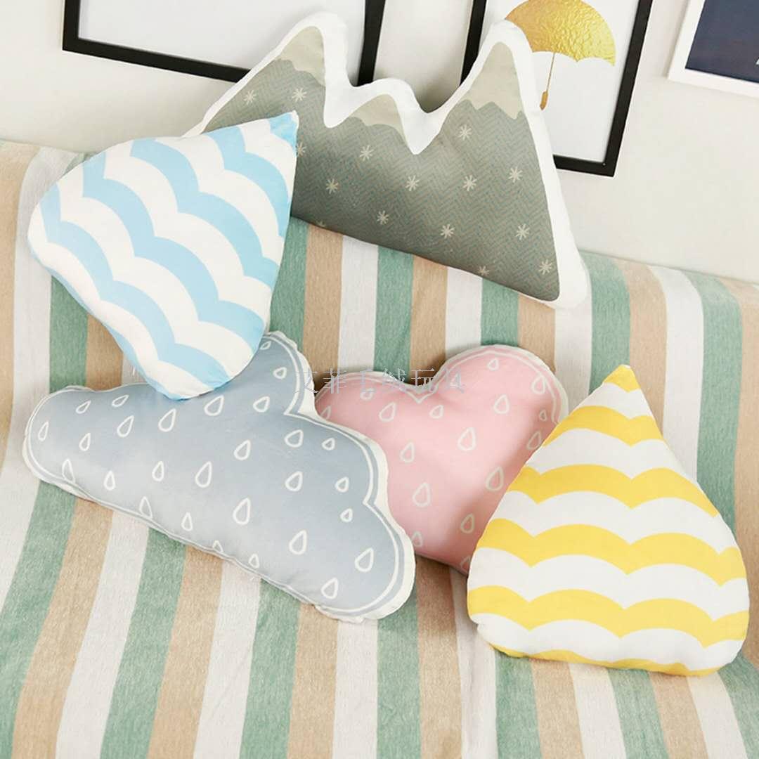 "Mountain, water drop, cloud, Nordic-style fresh cushions, plush toys.