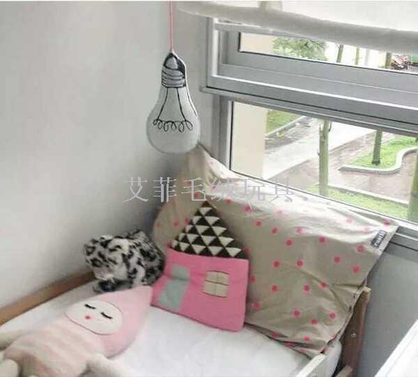 ins luz creativa bombilla para niños habitación almohada pacificador decorativo peluche Application Scenario